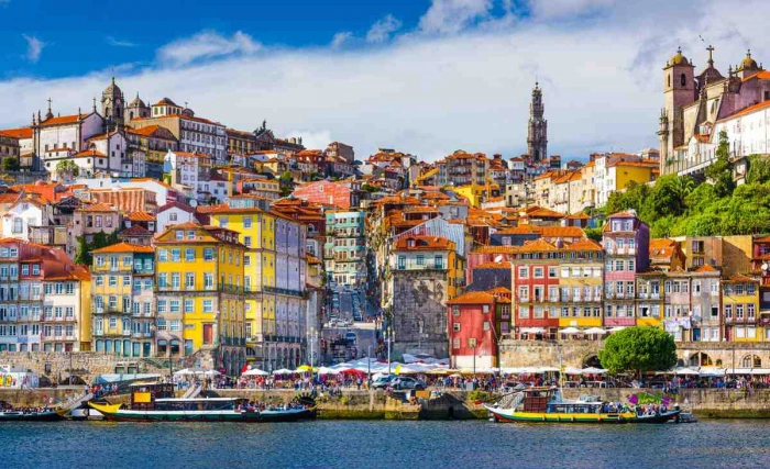 City break w Porto 2026 – miasto w kolorze azulejos i zachodzącego słońca